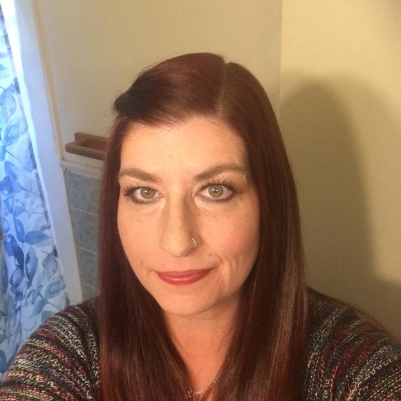 Meet your Posher, Misty - Picture 1 of 1